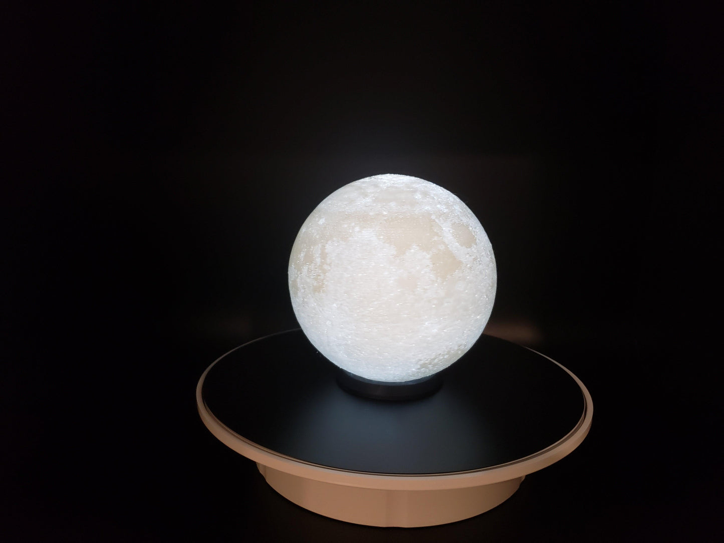 Moon Lamp - SGM Design Lab