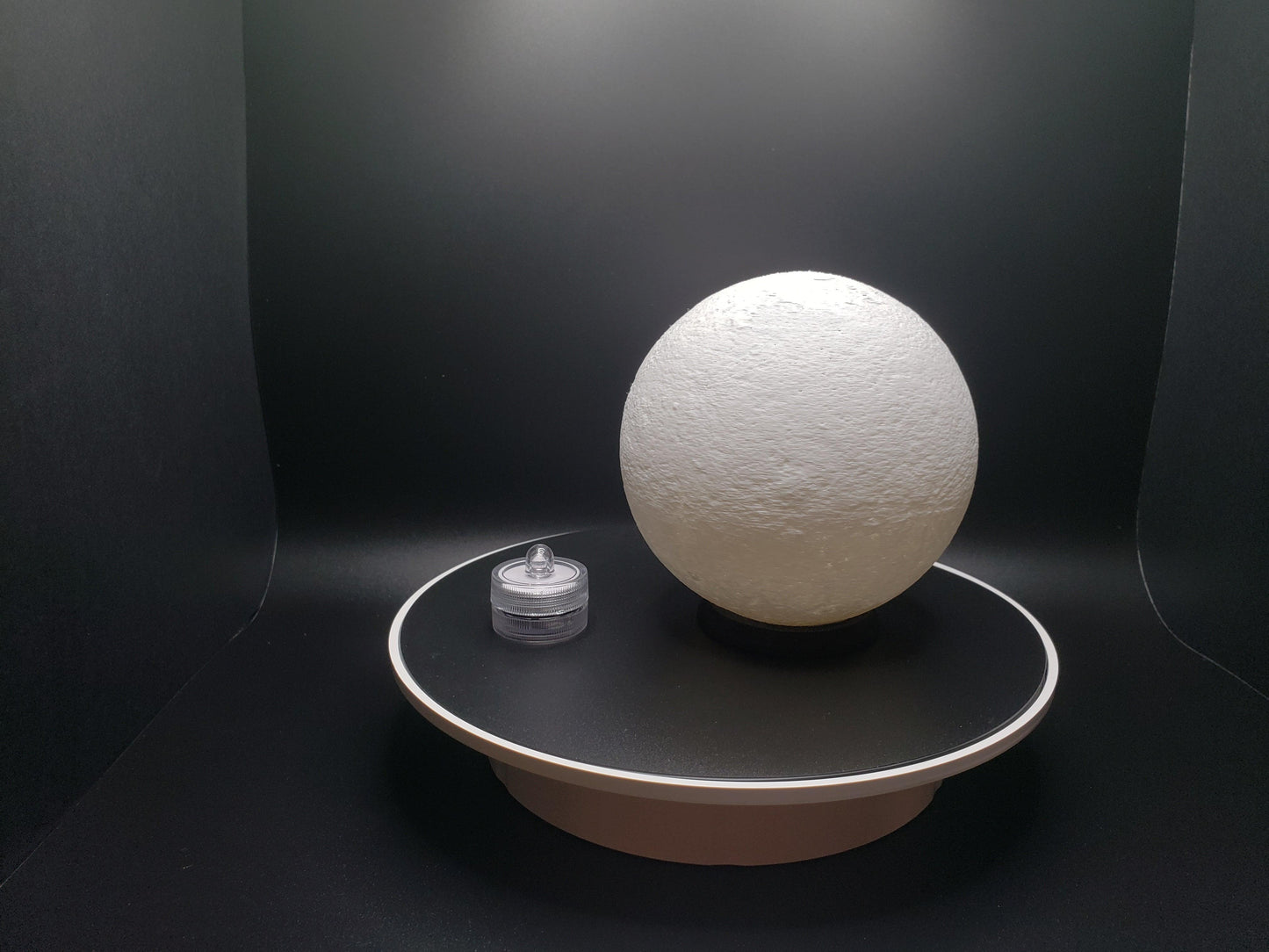 Moon Lamp - SGM Design Lab