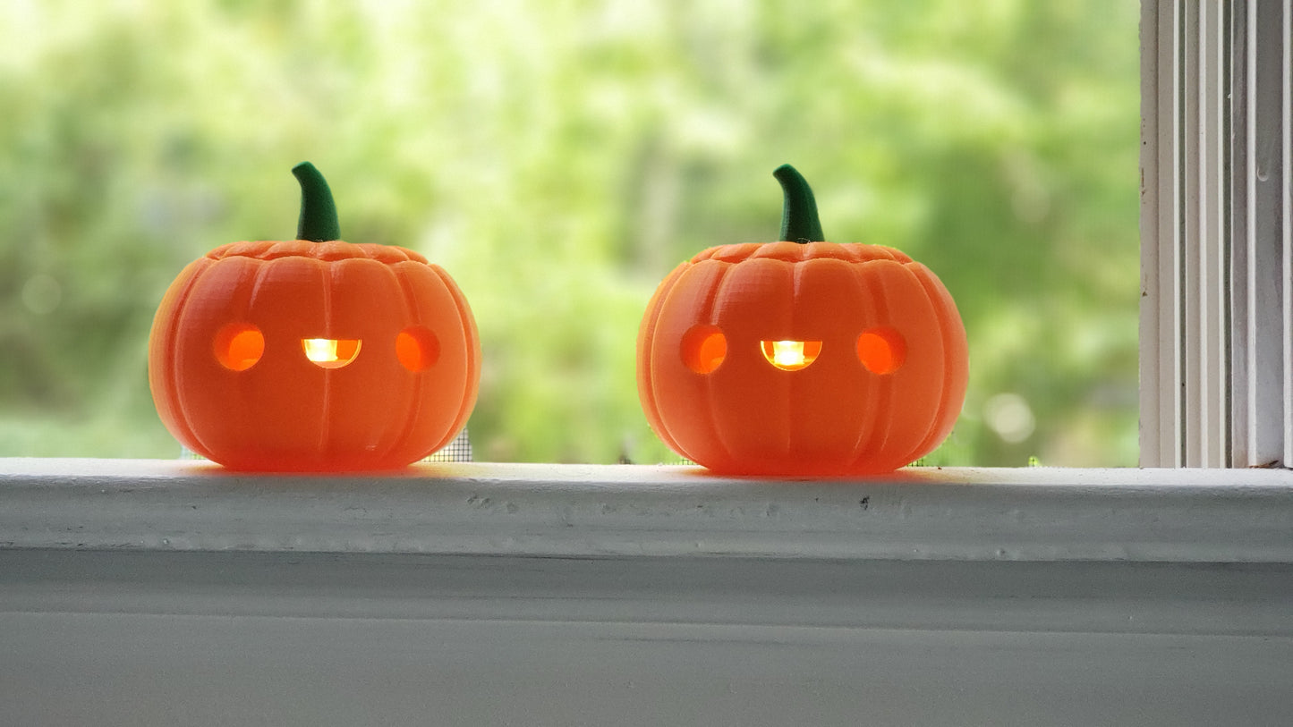 Cute Jack-O-Lantern Set - Halloween Decor - LED Illuminated